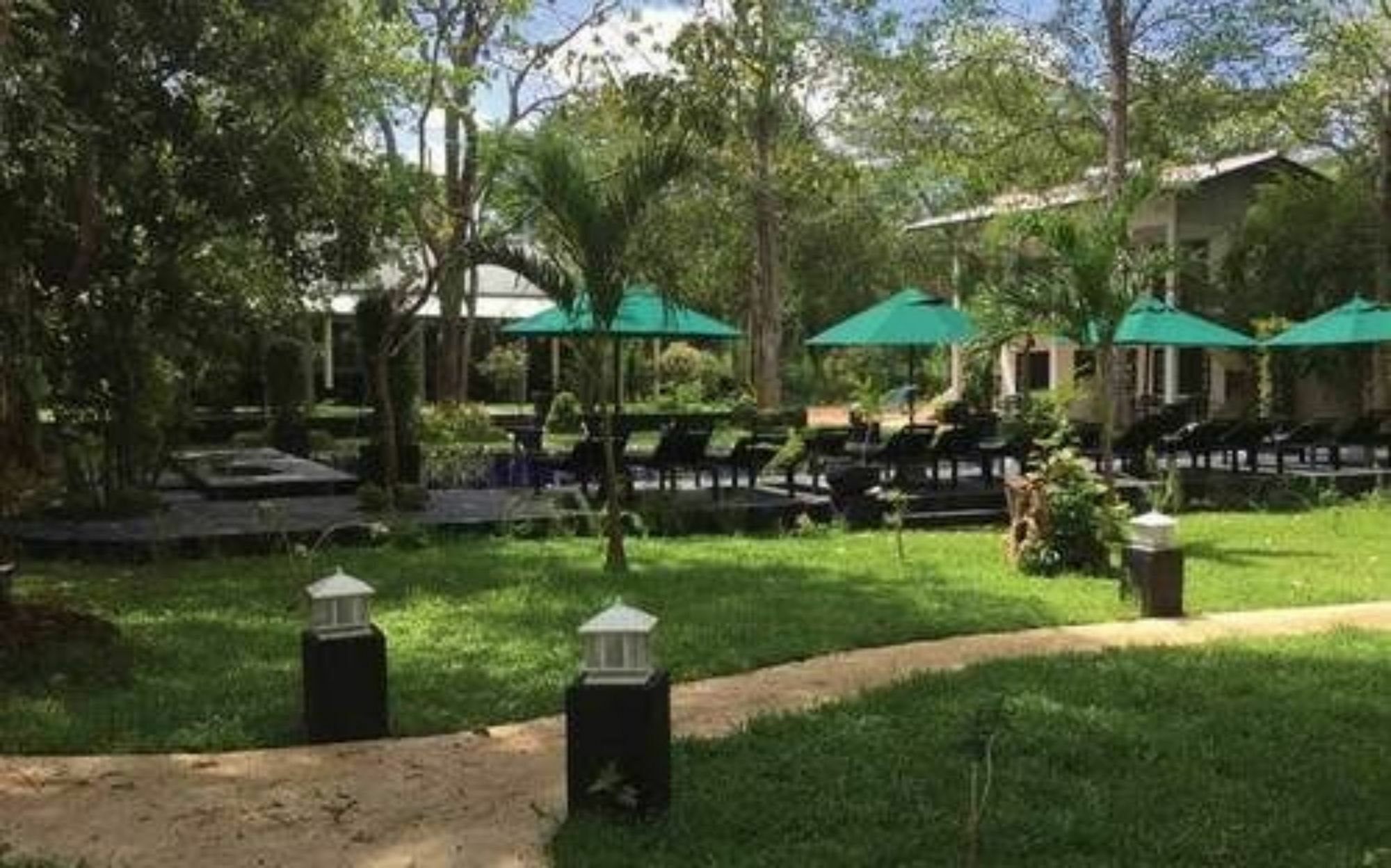 Flower Garden Eco Village Sigiriya Dış mekan fotoğraf